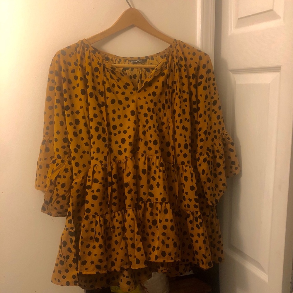 Flowy mustard yellow blouse